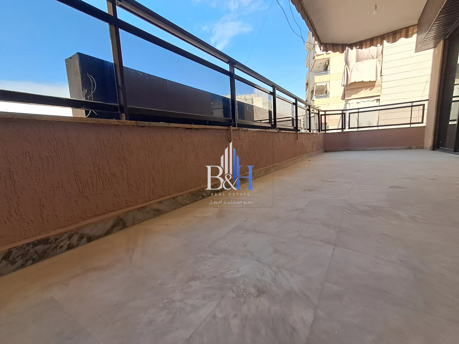Apartment for sale in Dawhet aramoun, lebanon