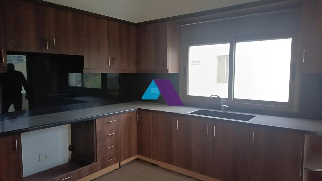 Apartment for Sale in Antelias - 4 bed, 3 bath