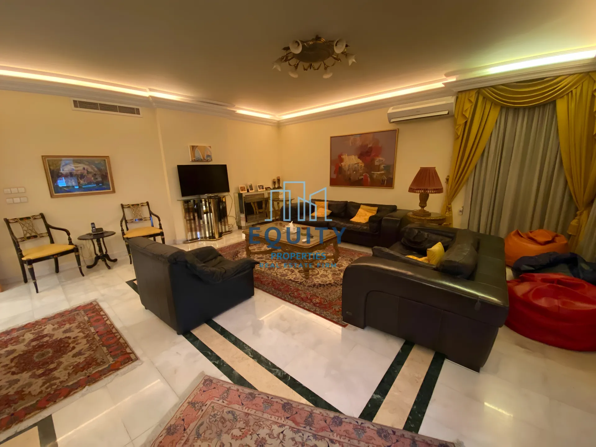 Apartment for Sale in Hamra