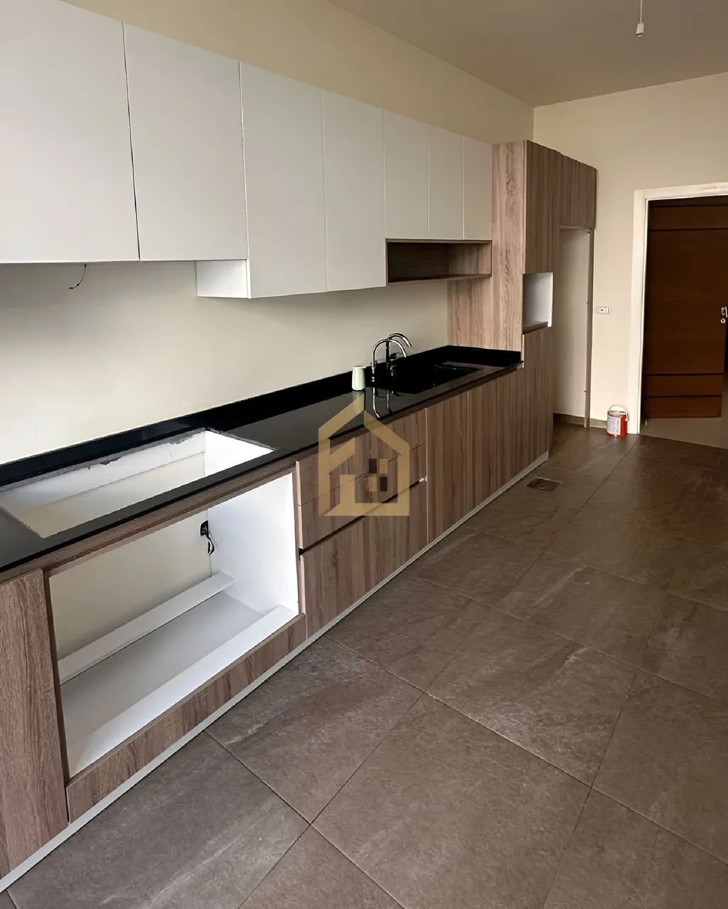 Apartment for rent in Dik El Mehdi, Lebanon - 2 bed, 2 bath