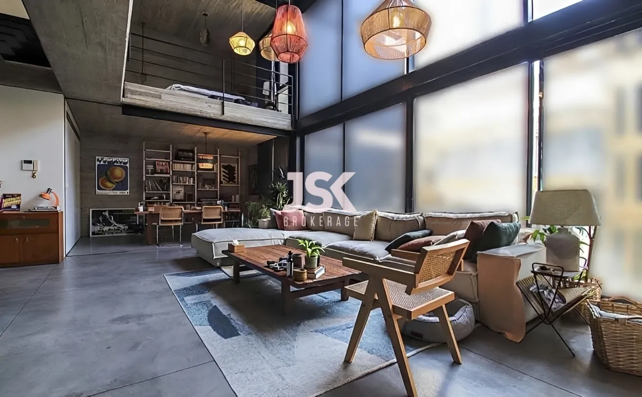 Loft for Sale in Achrafieh