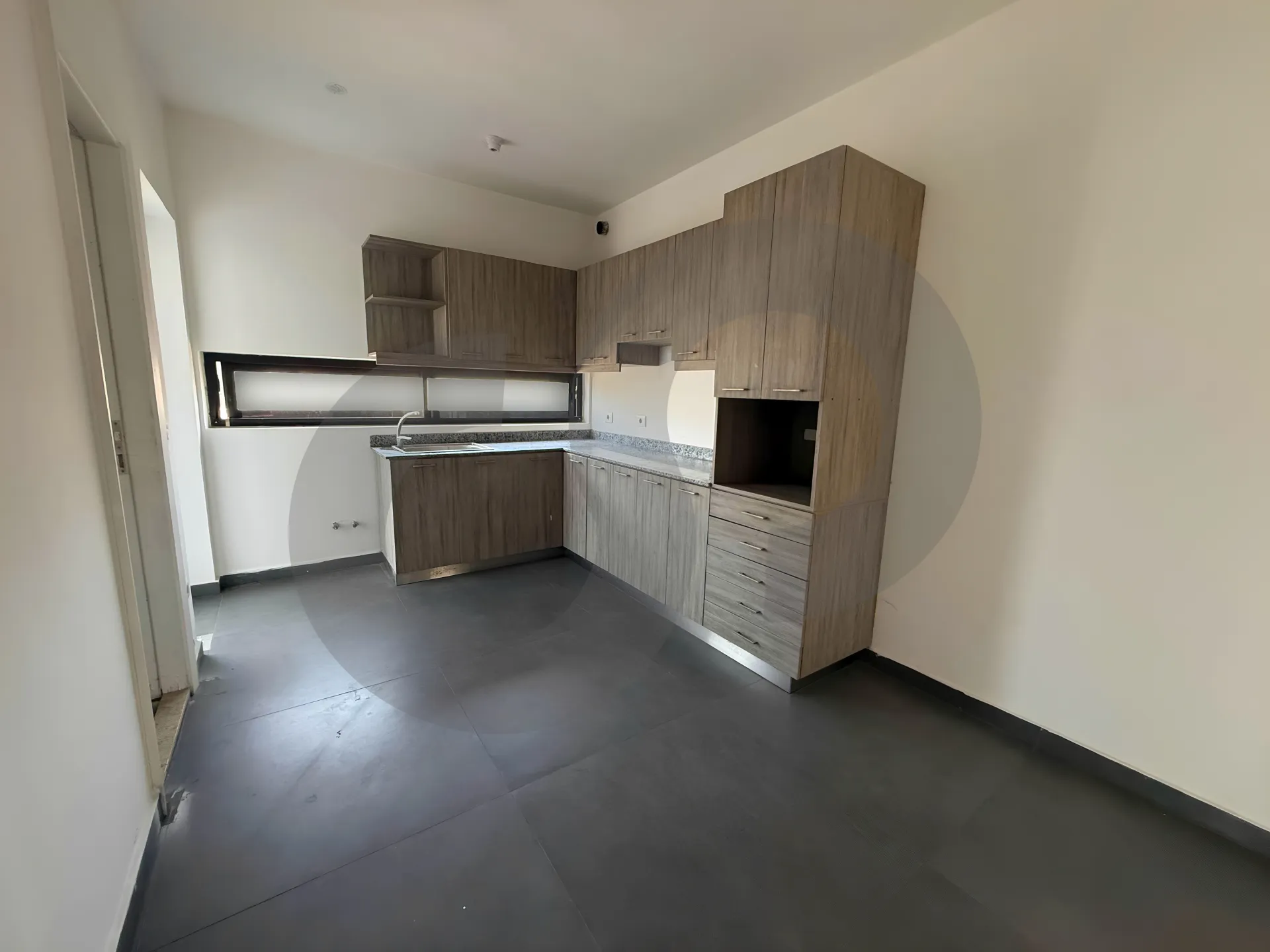 Apartment for Sale in Kaskas - 3 bed, 3 bath