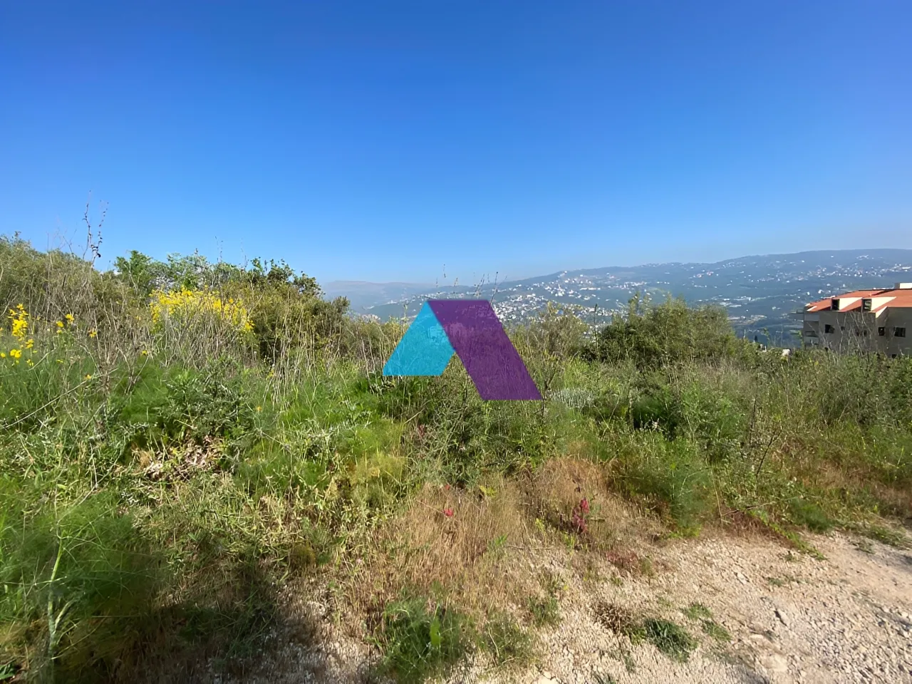 Land for Sale in Ajaltoun