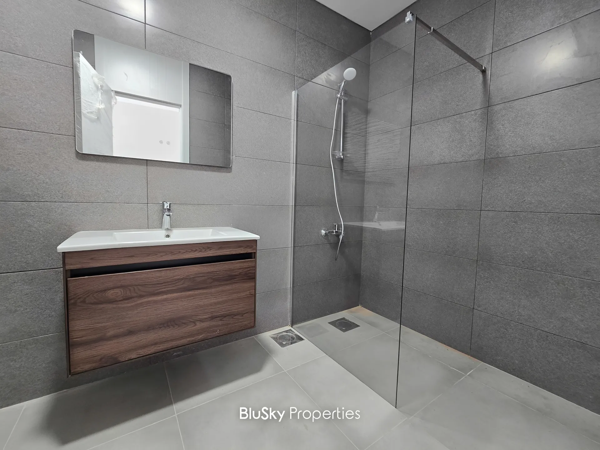 Apartment for sale in Montiverdi, lebanon
