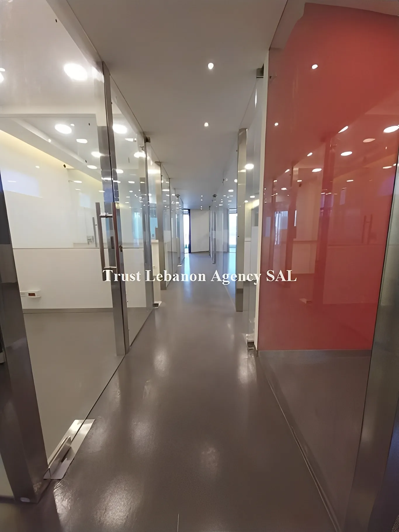 Office for rent in Baabda, Furn Al Chebak