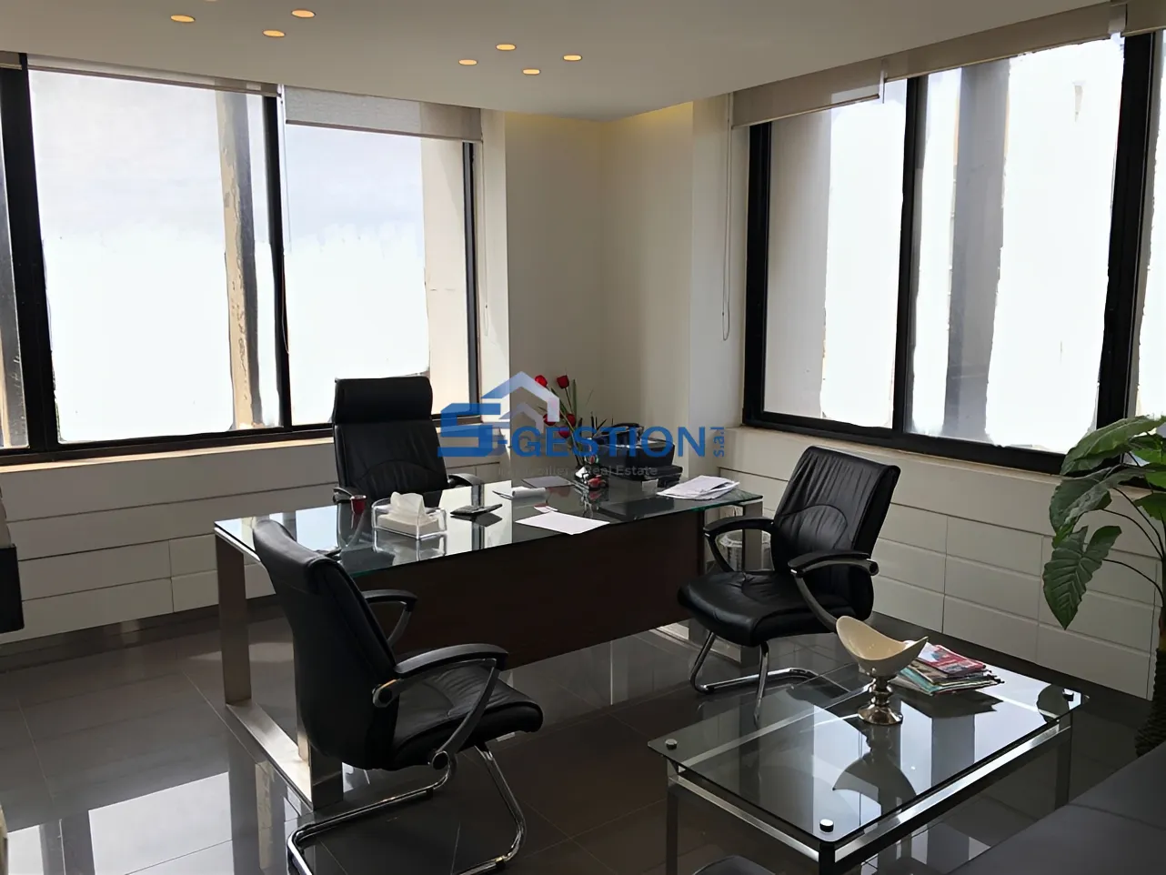 Office for Sale in Jdeideh