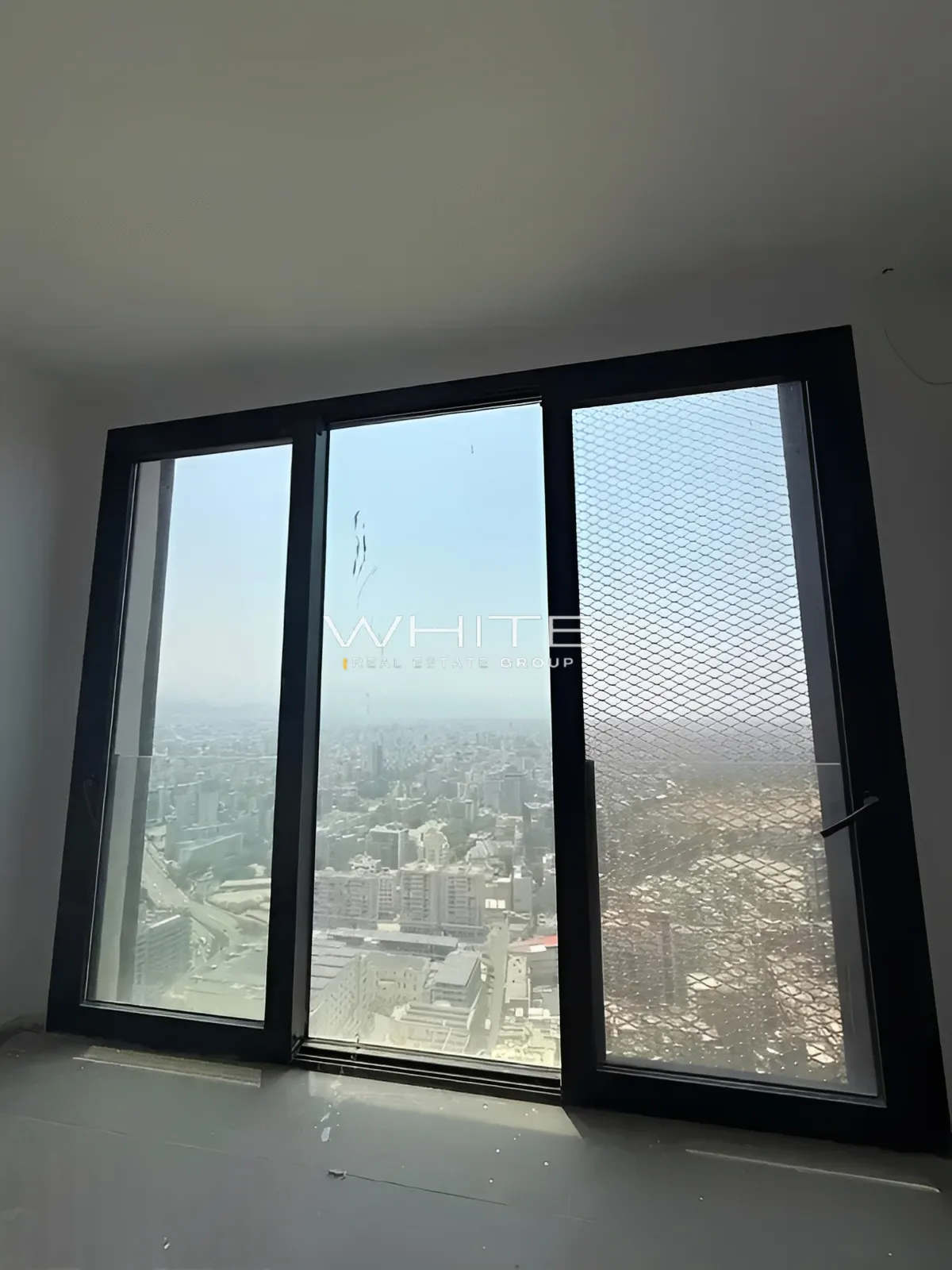Apartment for Sale in Achrafieh - 1 bed, 2 bath