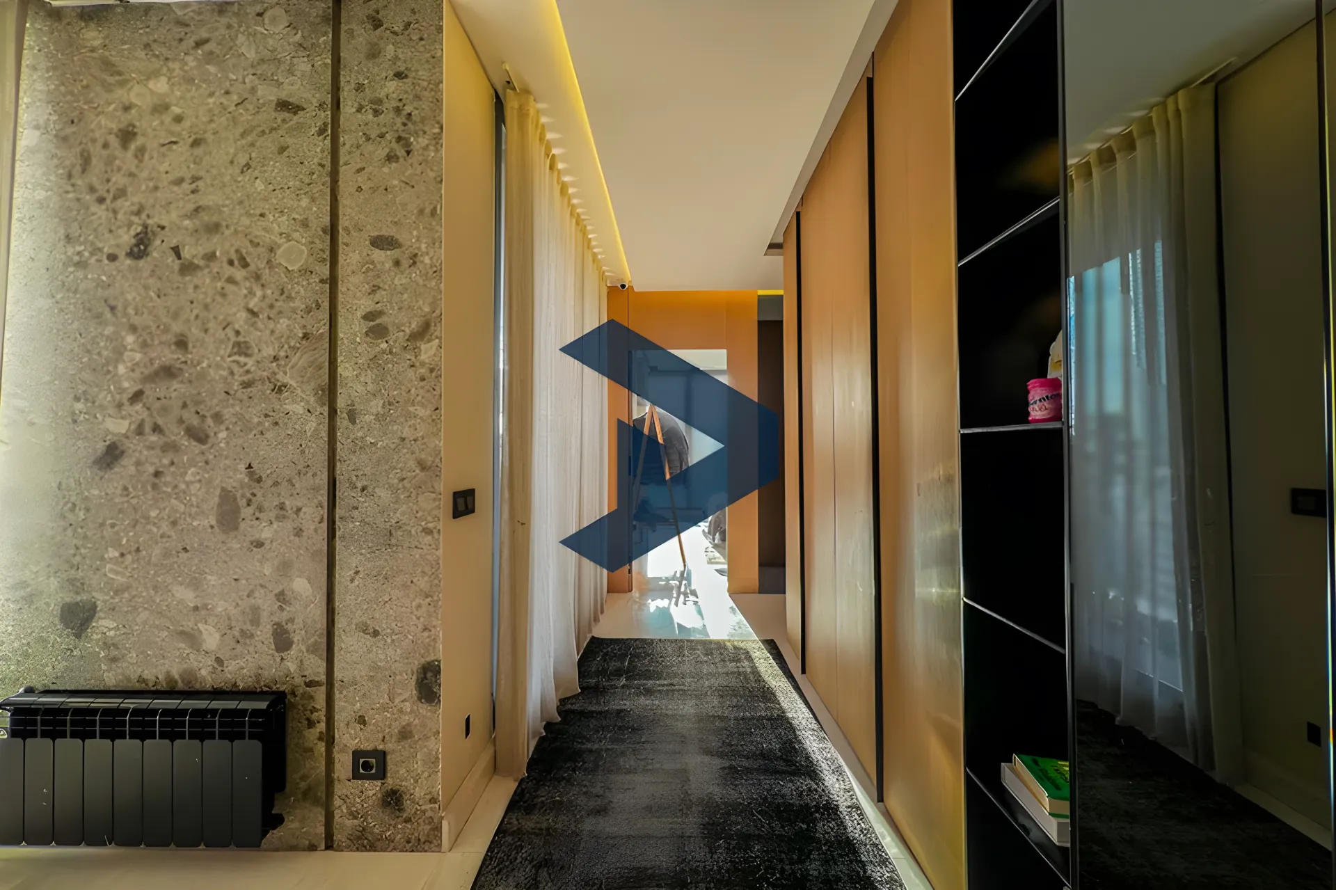 Apartment for sale in Achrafieh, Beirut, Lebanon - 3 bed, 4 bath