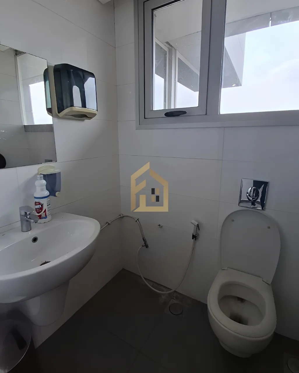 Office for rent in Sin El Fil, Lebanon