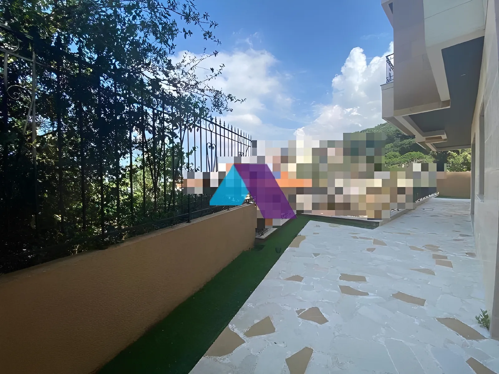 Apartment for Sale in Ain Saadeh