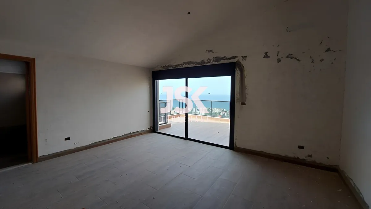 Duplex for Sale in Batroun, Lebanon - 3 bed, 3 bath