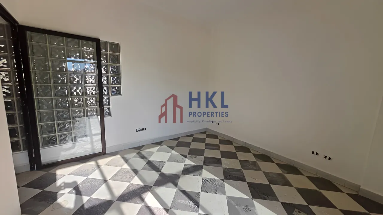 Office for sale in Sin El Fil