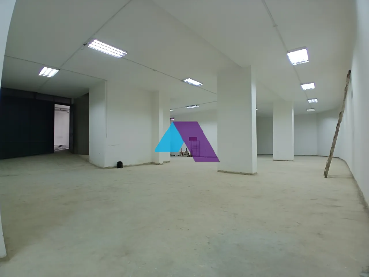 Warehouse for Sale in Baouchriyeh