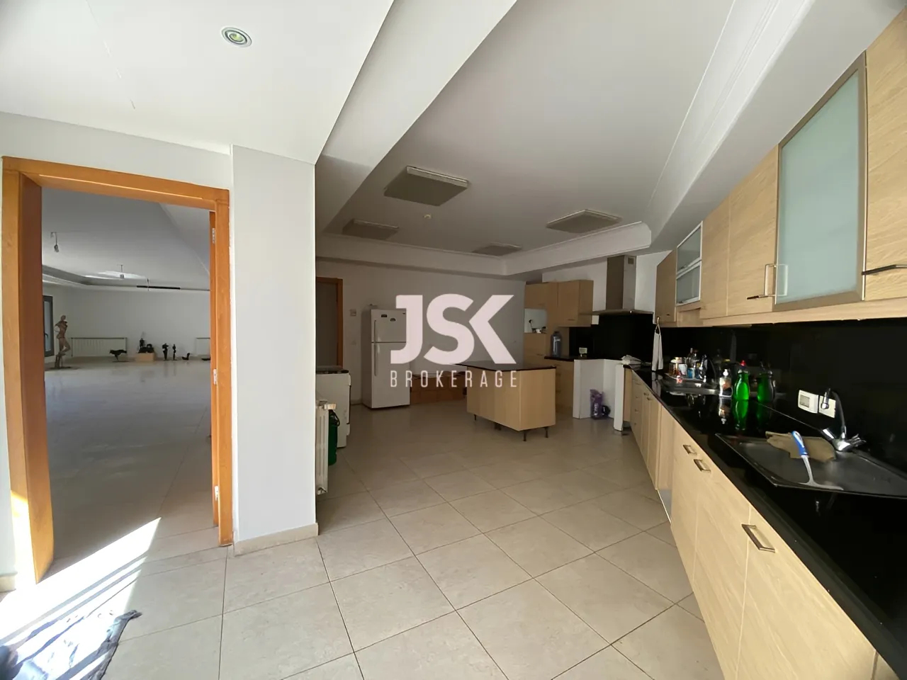 Apartment for Sale in Ras