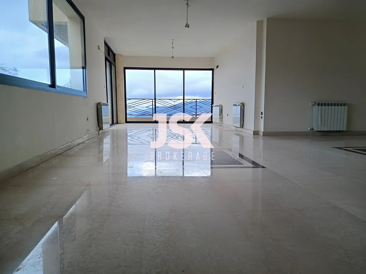 Apartment for Sale in Mazraat Yachoua, Lebanon