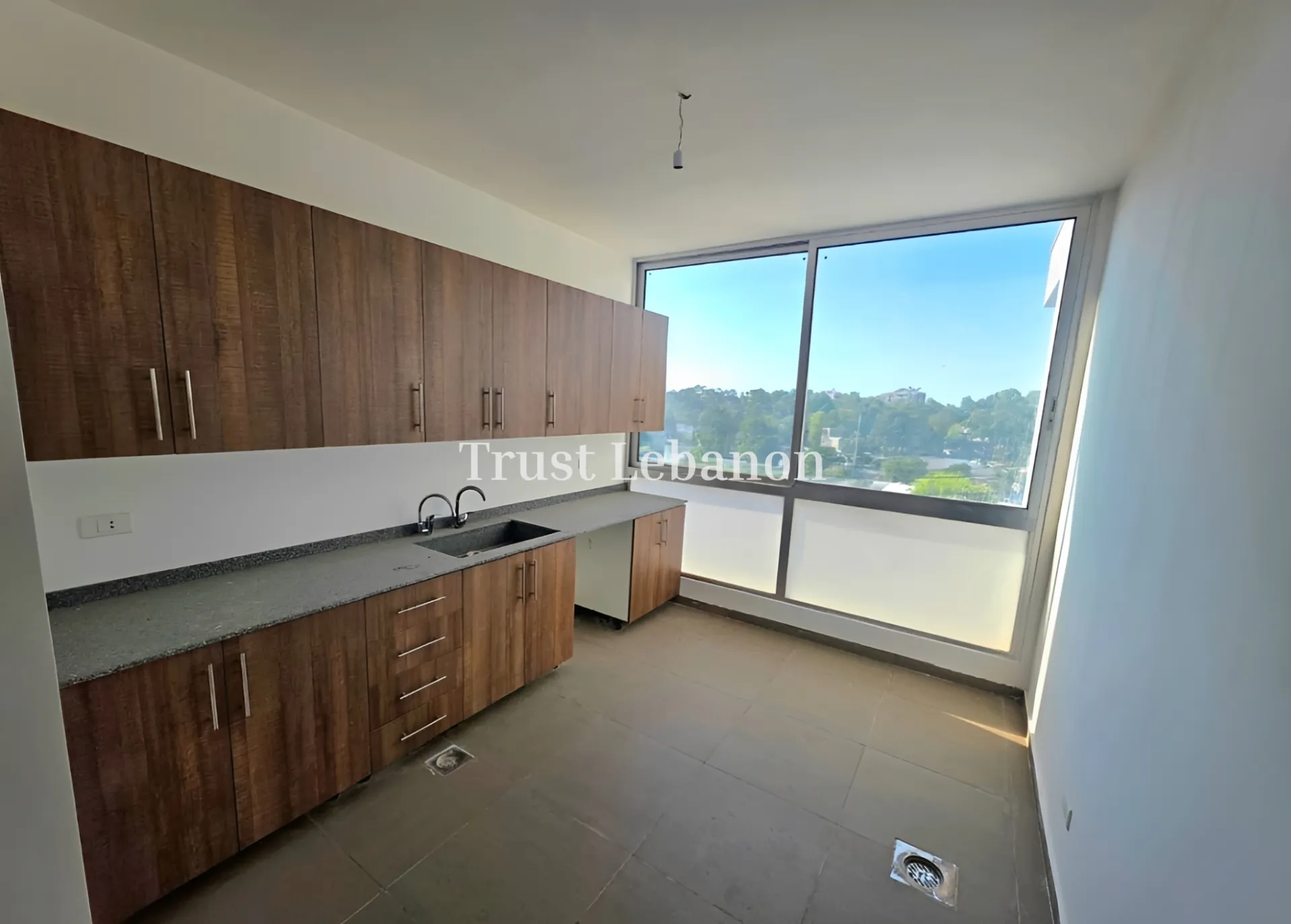 Apartment for sale in Dbayeh