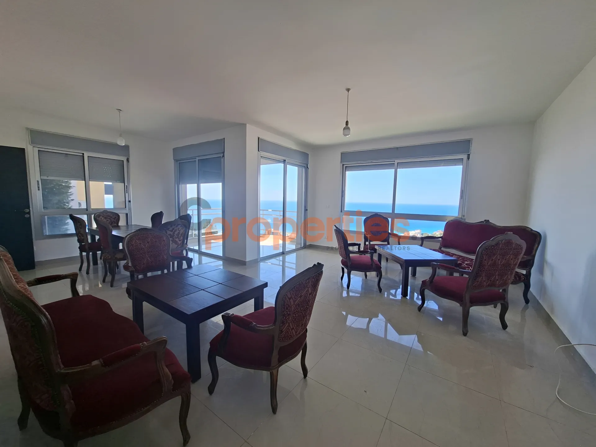 Apartment for Rent in Halat