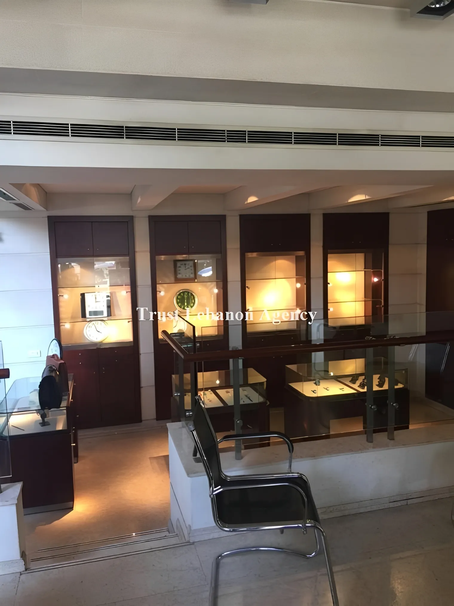 Shop for rent in Beirut, Tabaris
