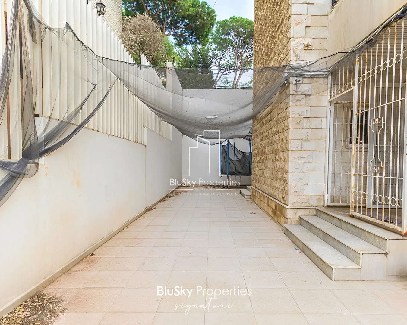 Apartment for Sale in Ain Najm