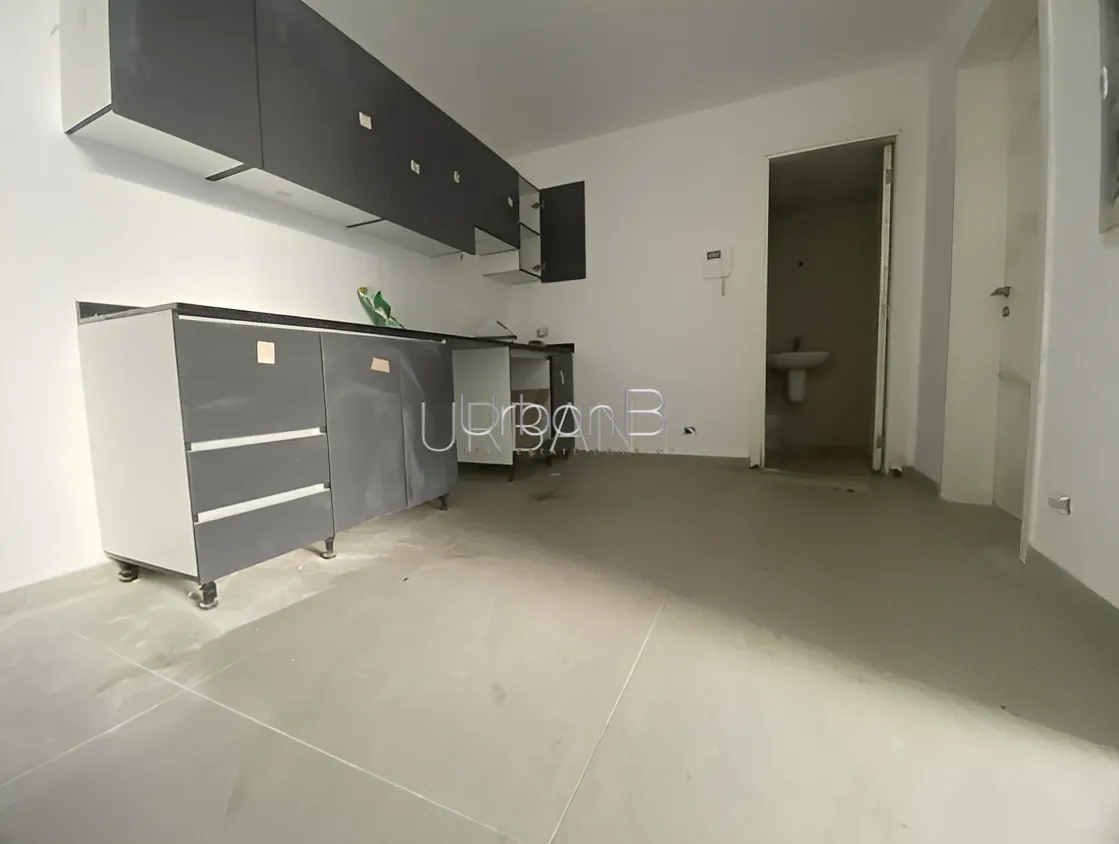 Apartment for Sale in Caree d'or, Achrafieh