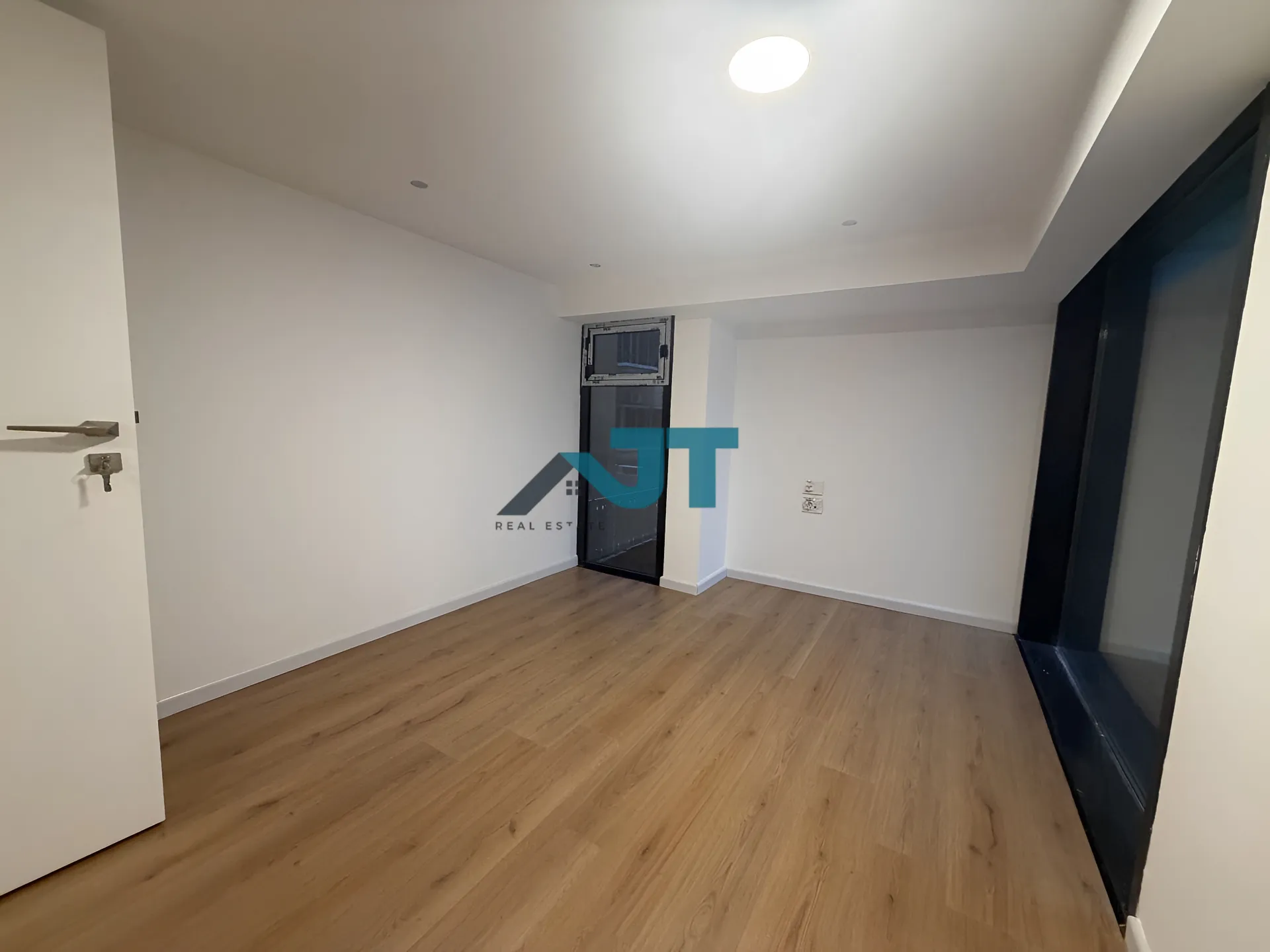Duplex for rent in Gemmayzeh