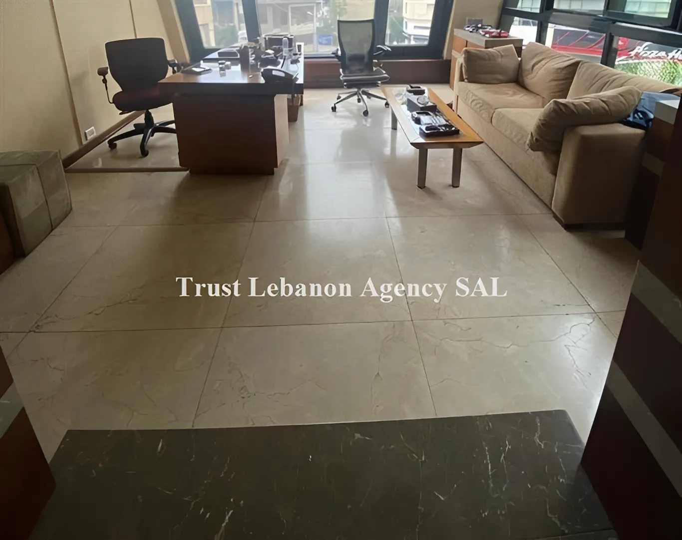 Office for sale in Metn, Zalka