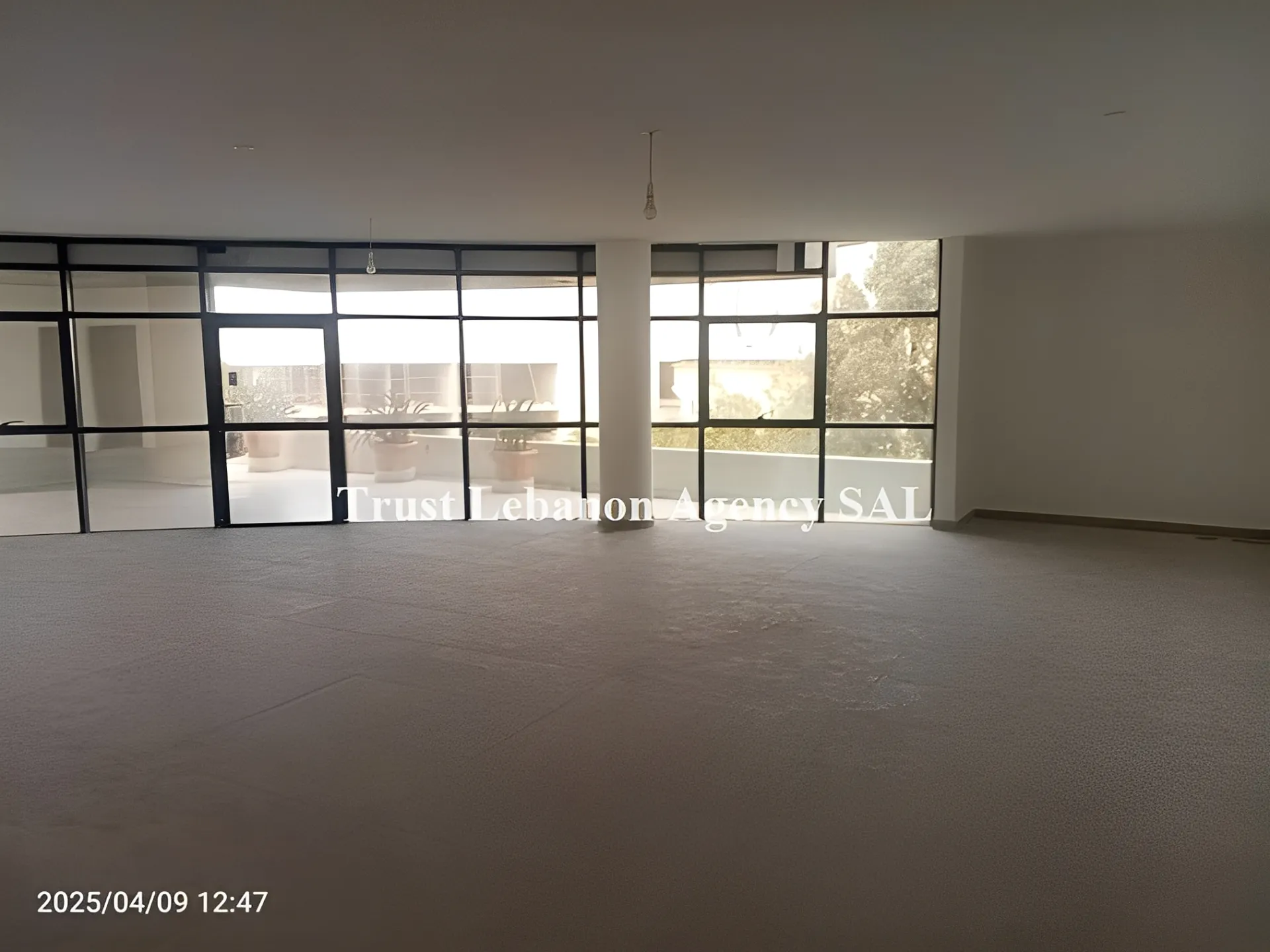 Office for rent in Baabda, Hazmieh