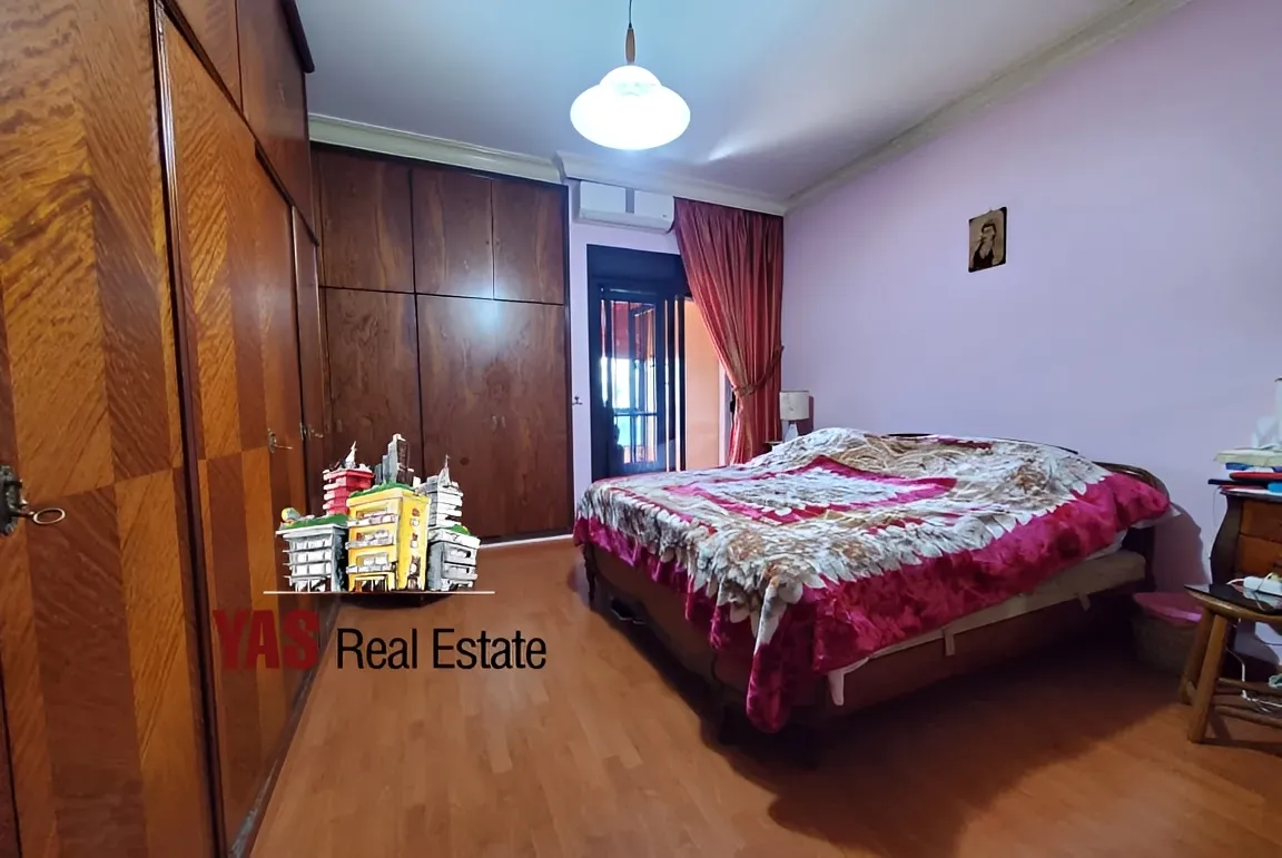 Apartment for Sale in Ballouneh