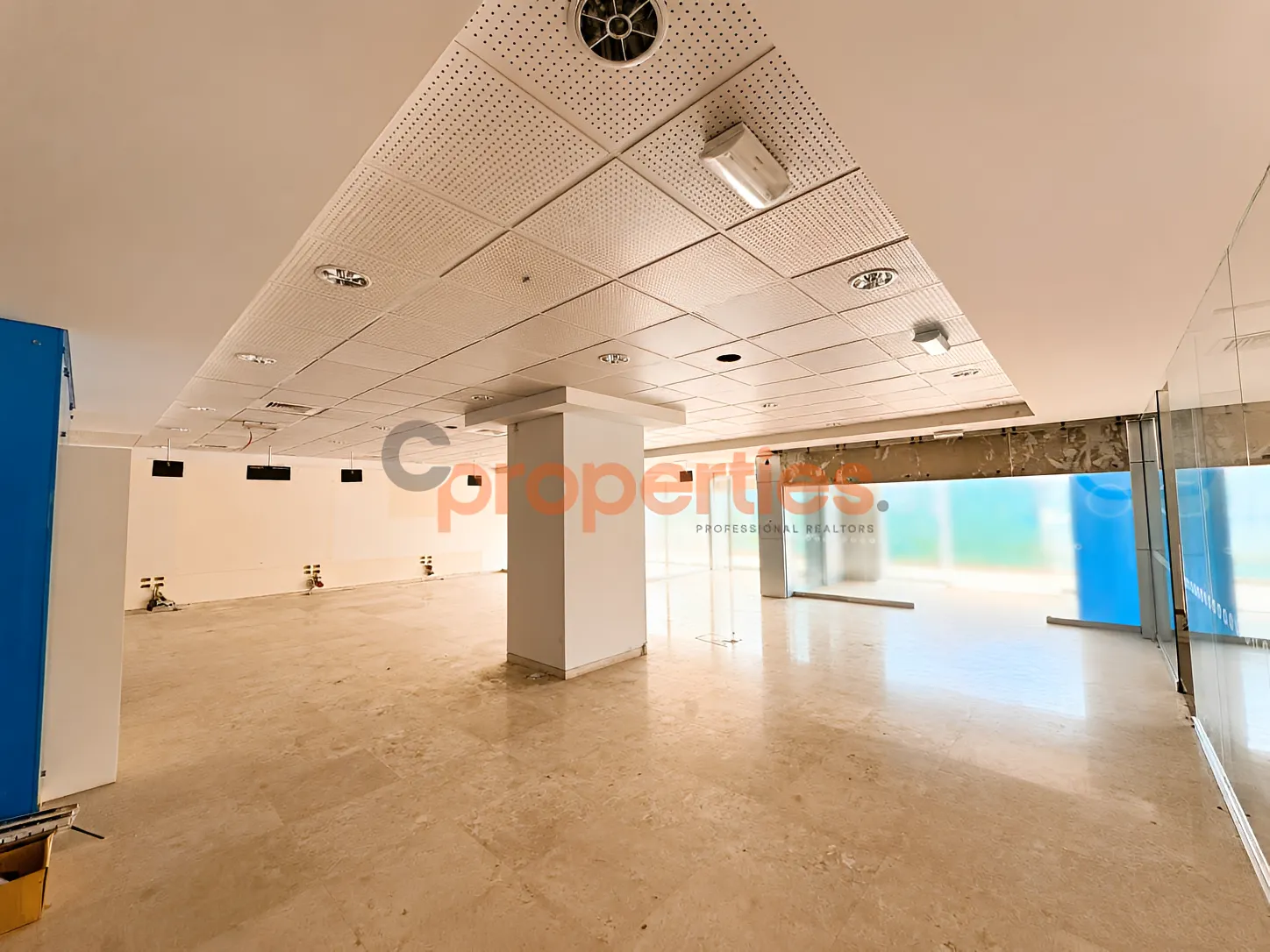 Showroom for rent in Hazmieh, Lebanon
