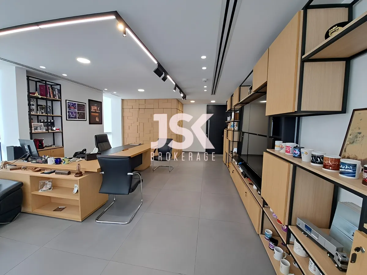 Office for Sale in Sin El Fil