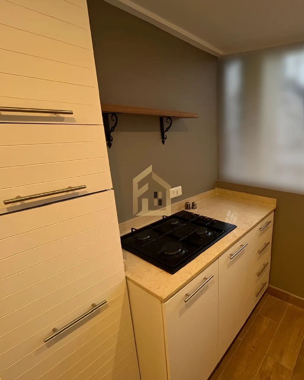 Apartment for rent in Achrafieh, Beirut, Lebanon - 2 bed, 2 bath