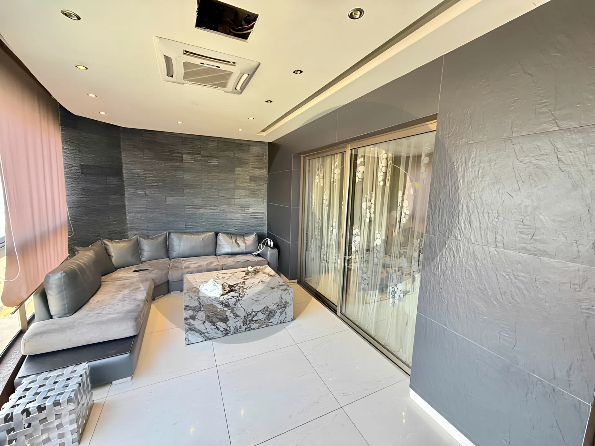 Apartment for Sale in Bsalim