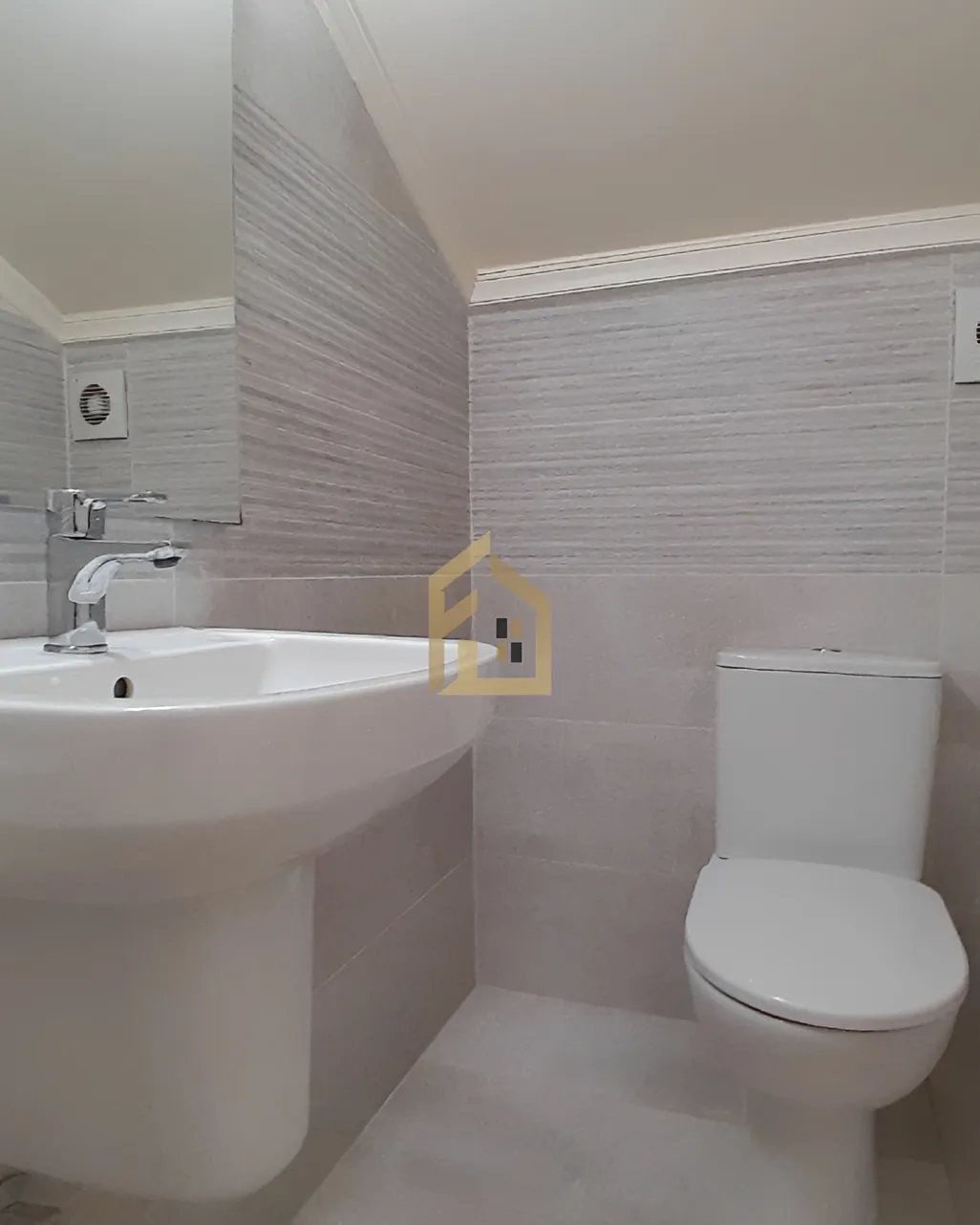 Duplex for rent in Mar Roukouz, Lebanon