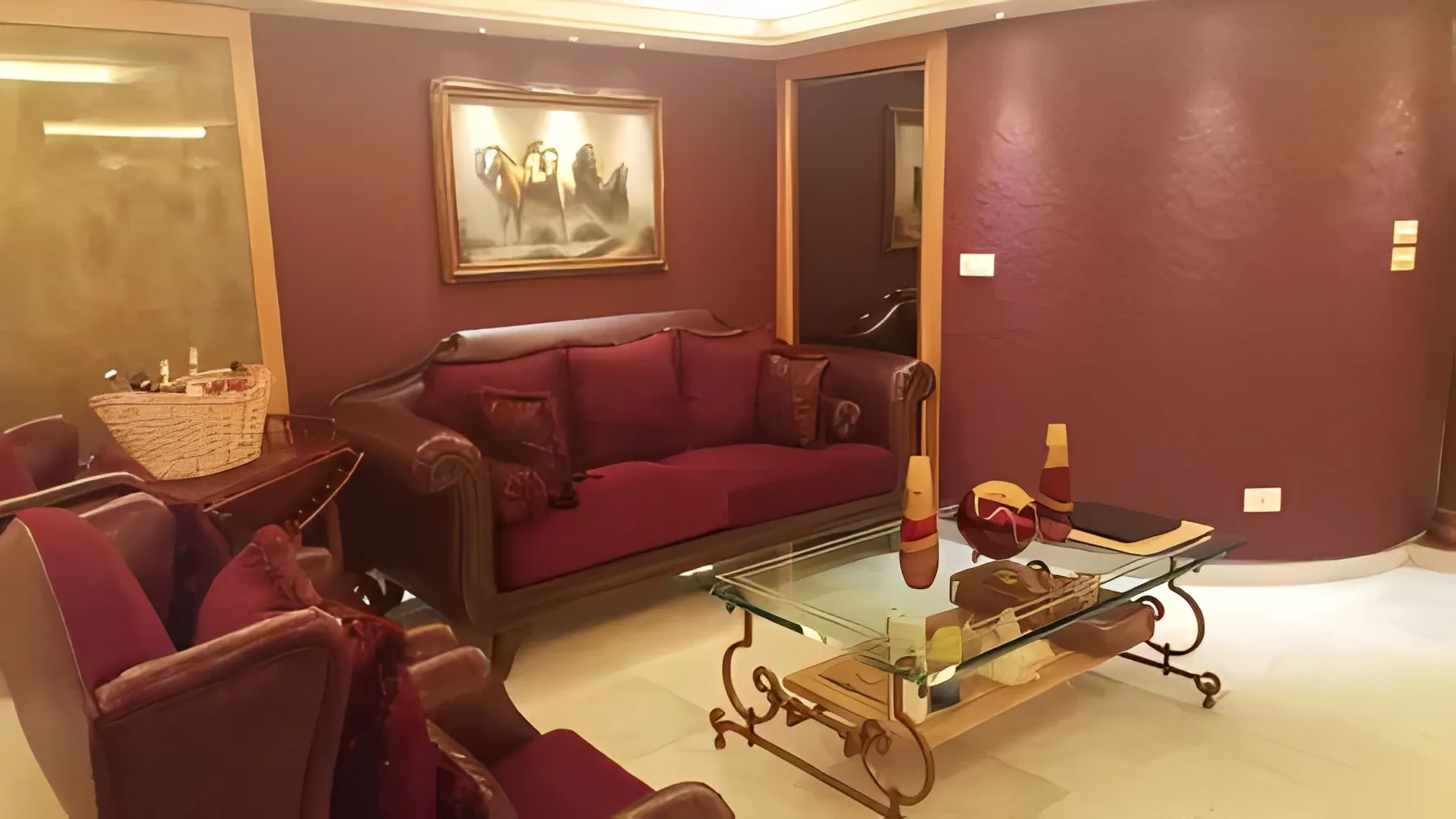 Apartment for Sale in Ballouneh - 3 bed, 4 bath