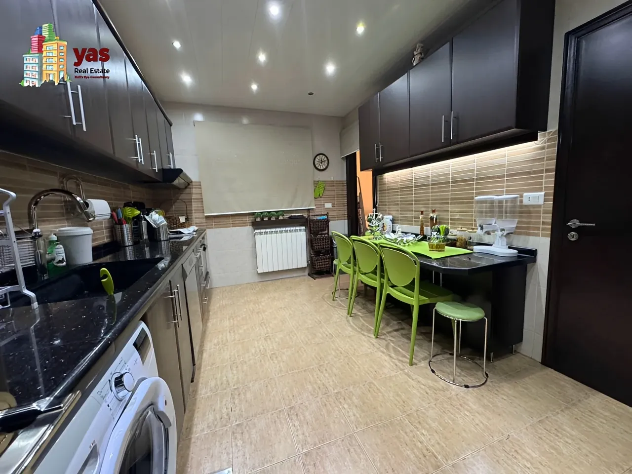 Apartment for Sale in Adonis - 3 bed, 3 bath