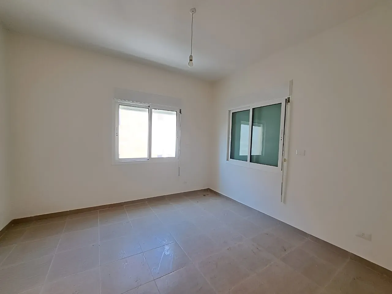 Apartment for Sale in Ashqout