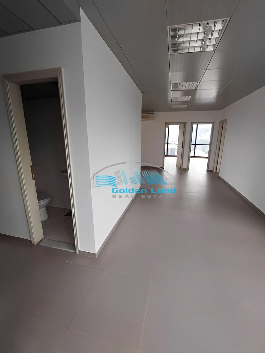Office for rent in Dekwaneh