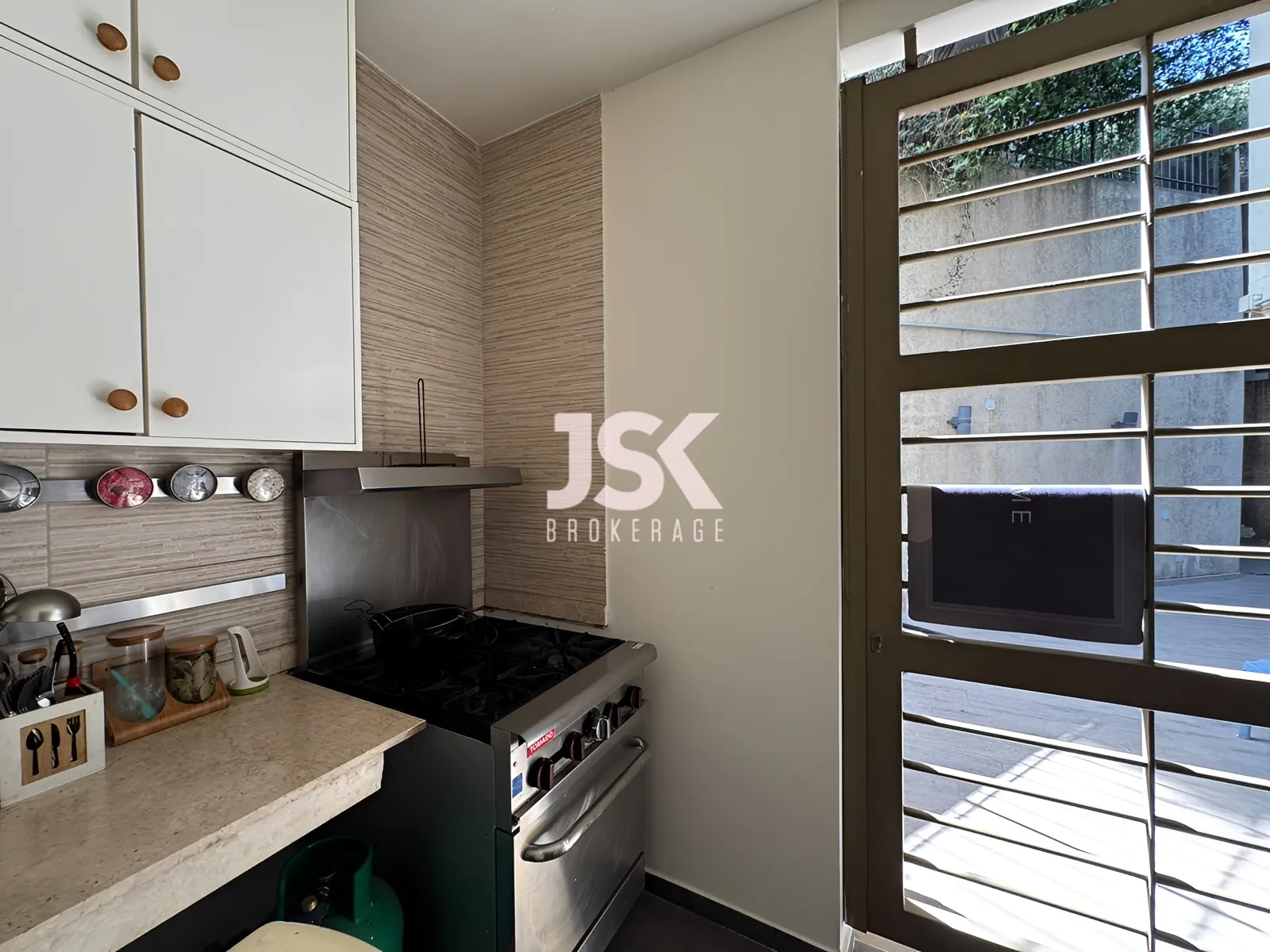 Apartment for Sale in Beit Meri