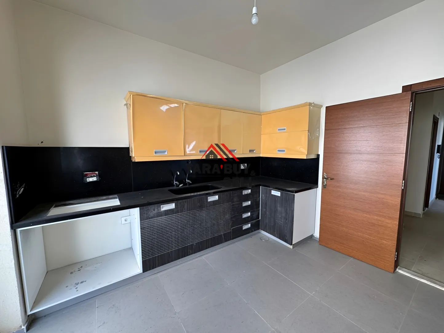 Apartment for rent in Zouk Mosbeh, Lebanon - 3 bed, 3 bath