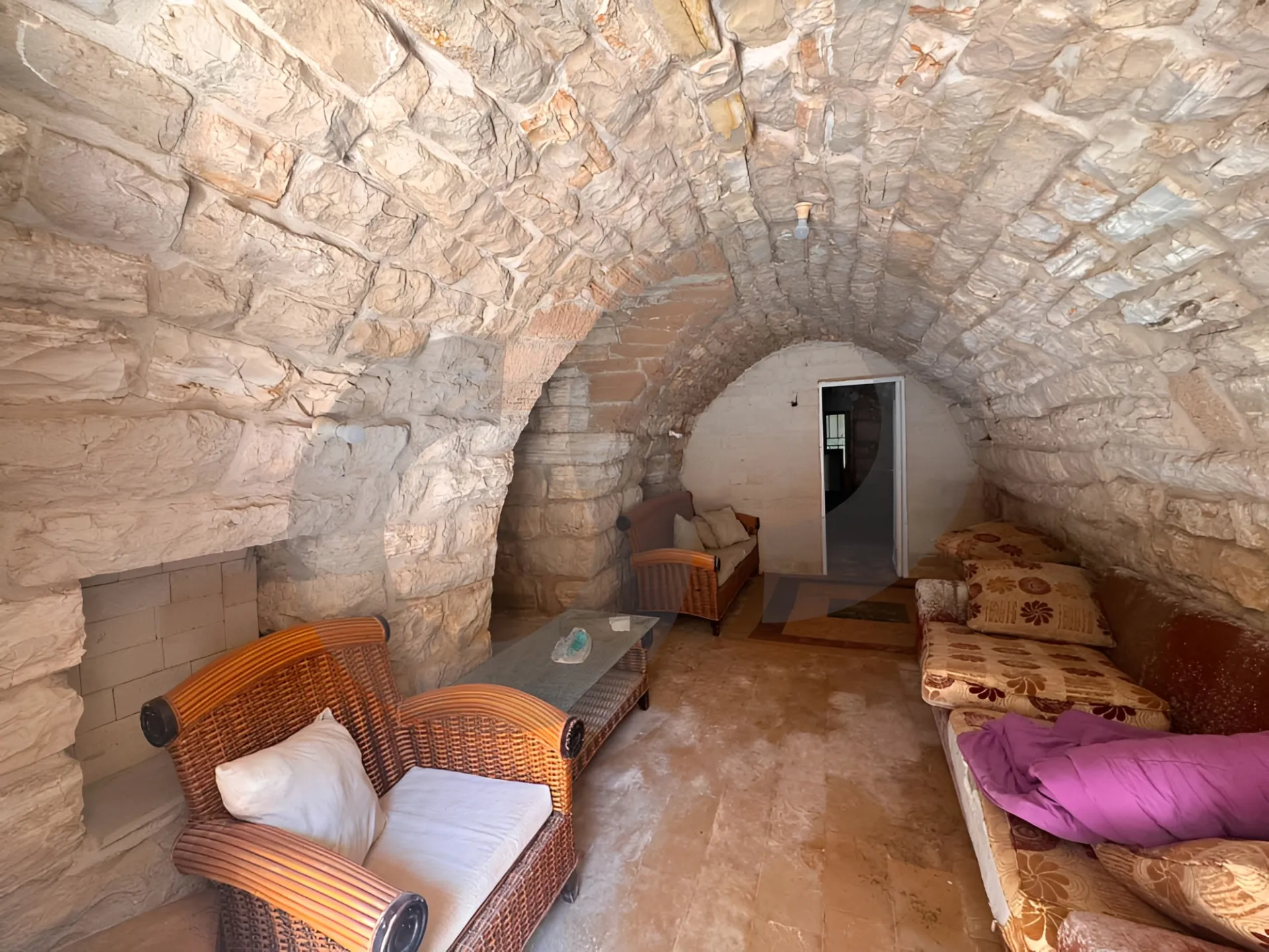 Apartment for Sale in Aamchit - 4 bed, 4 bath
