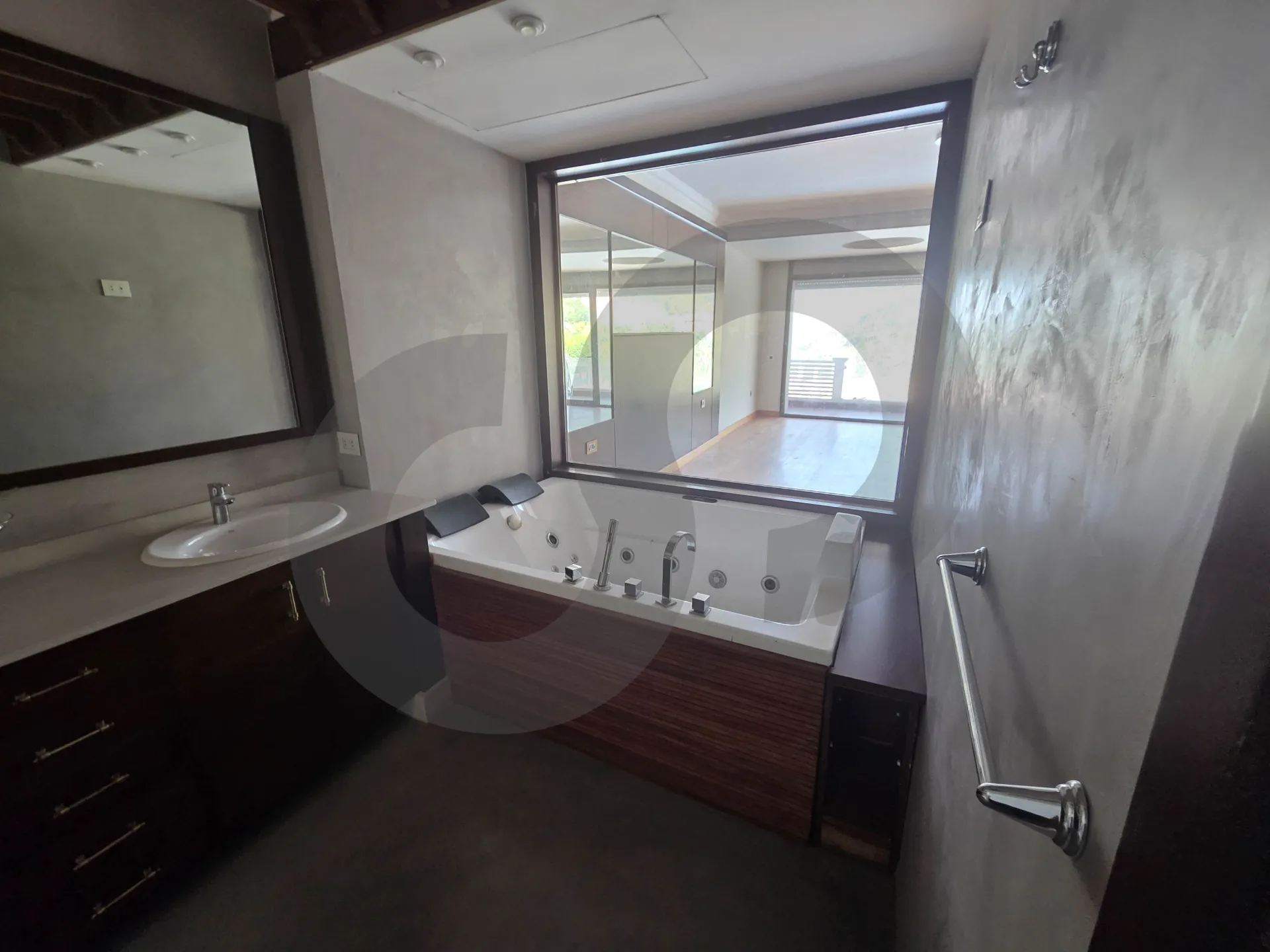 Apartment for Sale in Geitaoui