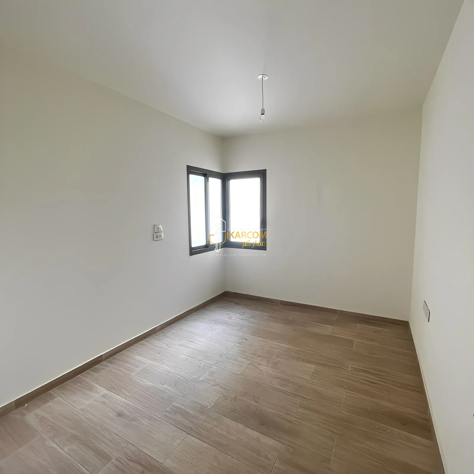 Apartment for Sale in Fassouh, Achrafieh - 2 bed, 2 bath