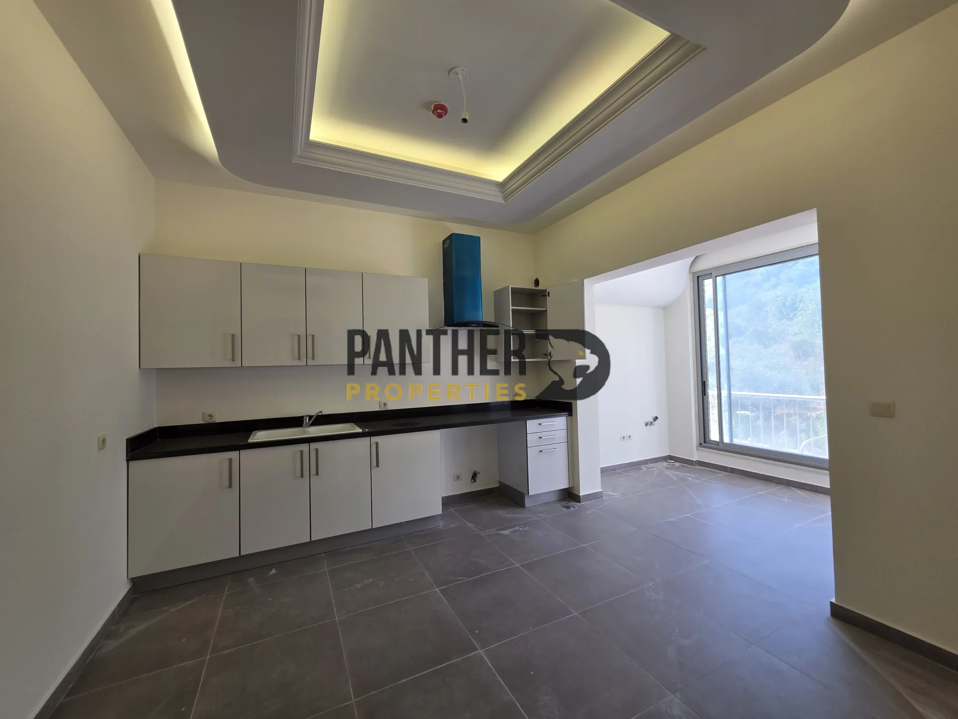 Apartment for rent in Hazmieh, lebanon
