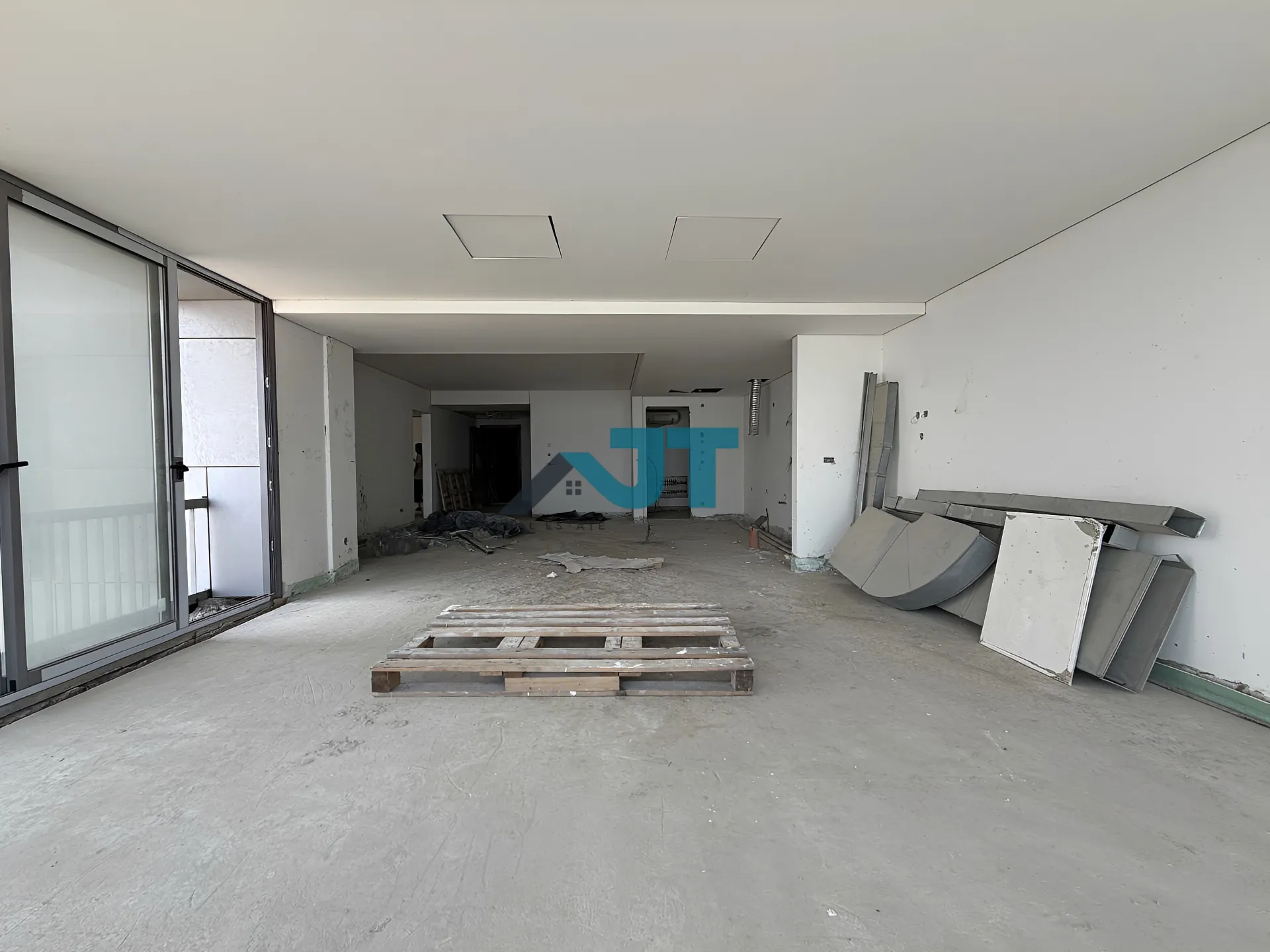 Apartment for sale in Achrafieh, beirut, lebanon - 2 bed, 3.0 bath
