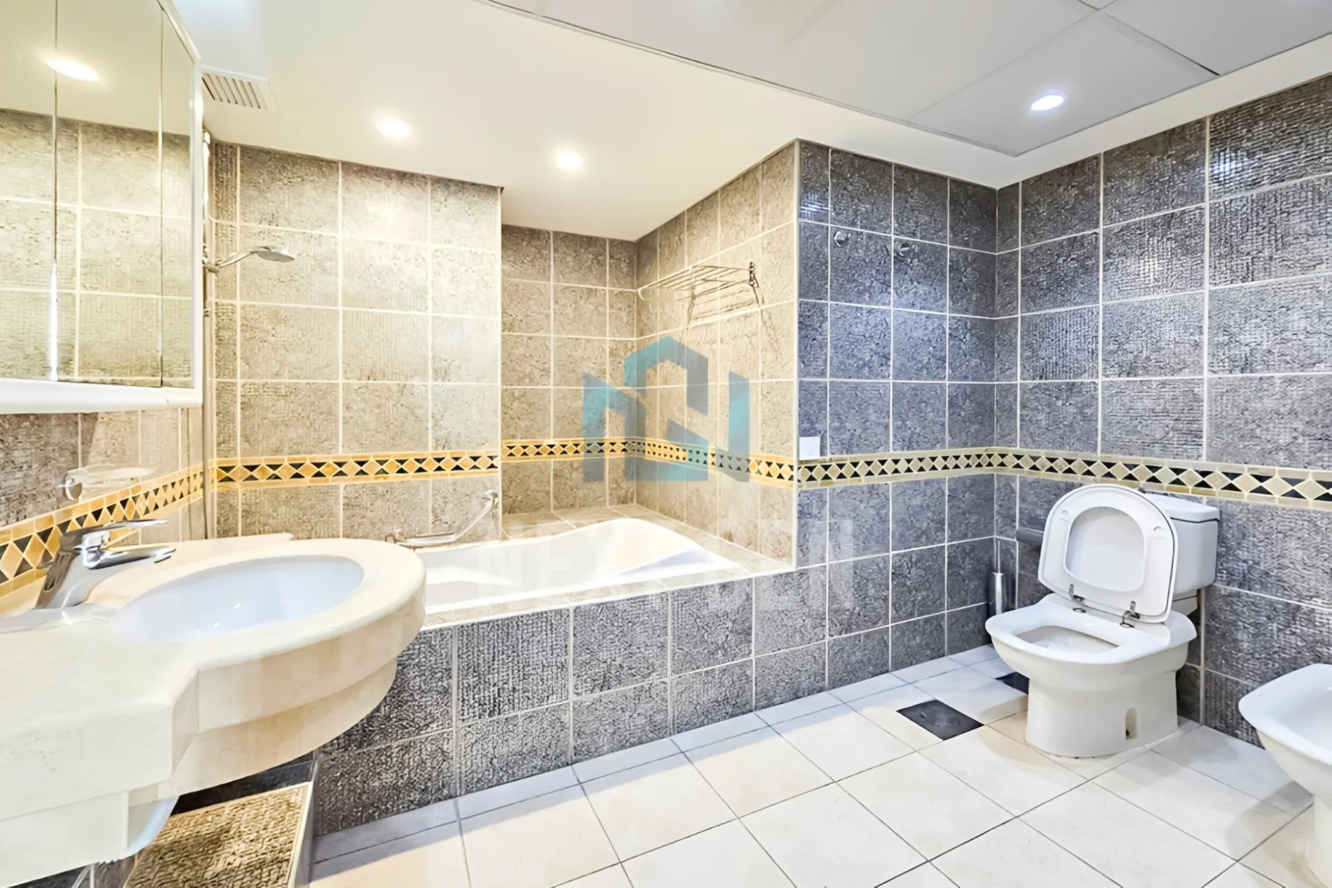 Apartment for sale in Saifi Village, Beirut, Lebanon