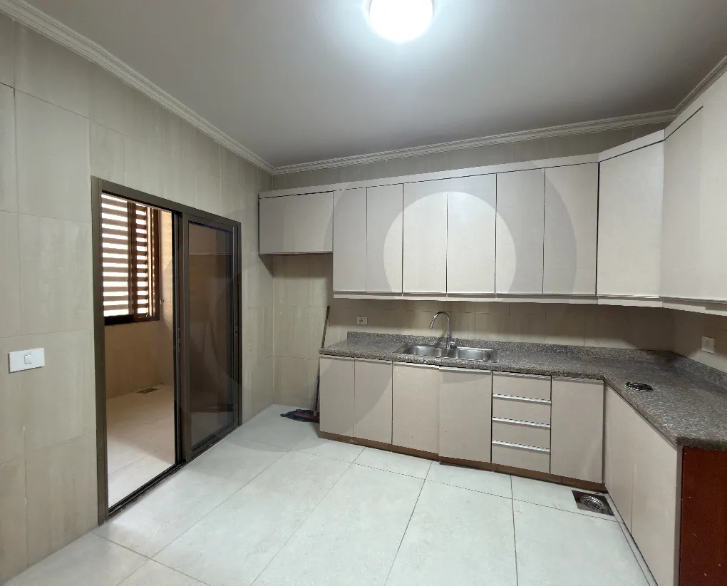 Apartment for Rent in Ain Al Mraiseh