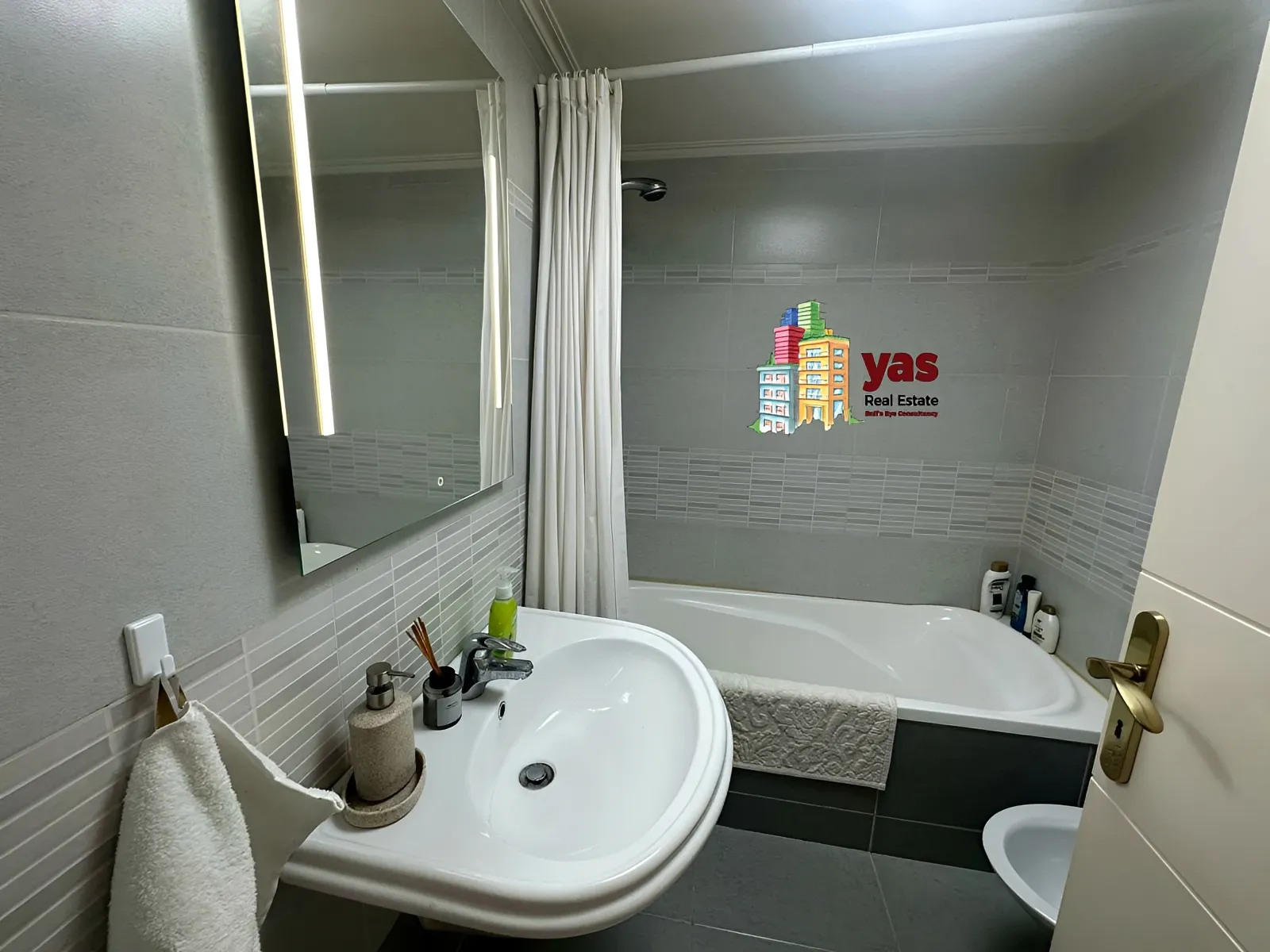 Apartment for Sale in Jal El Dib