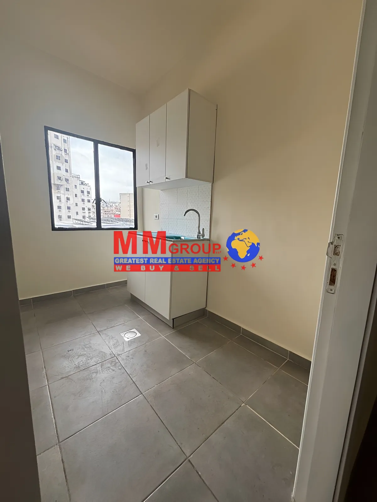 Office for rent in Baouchriyeh