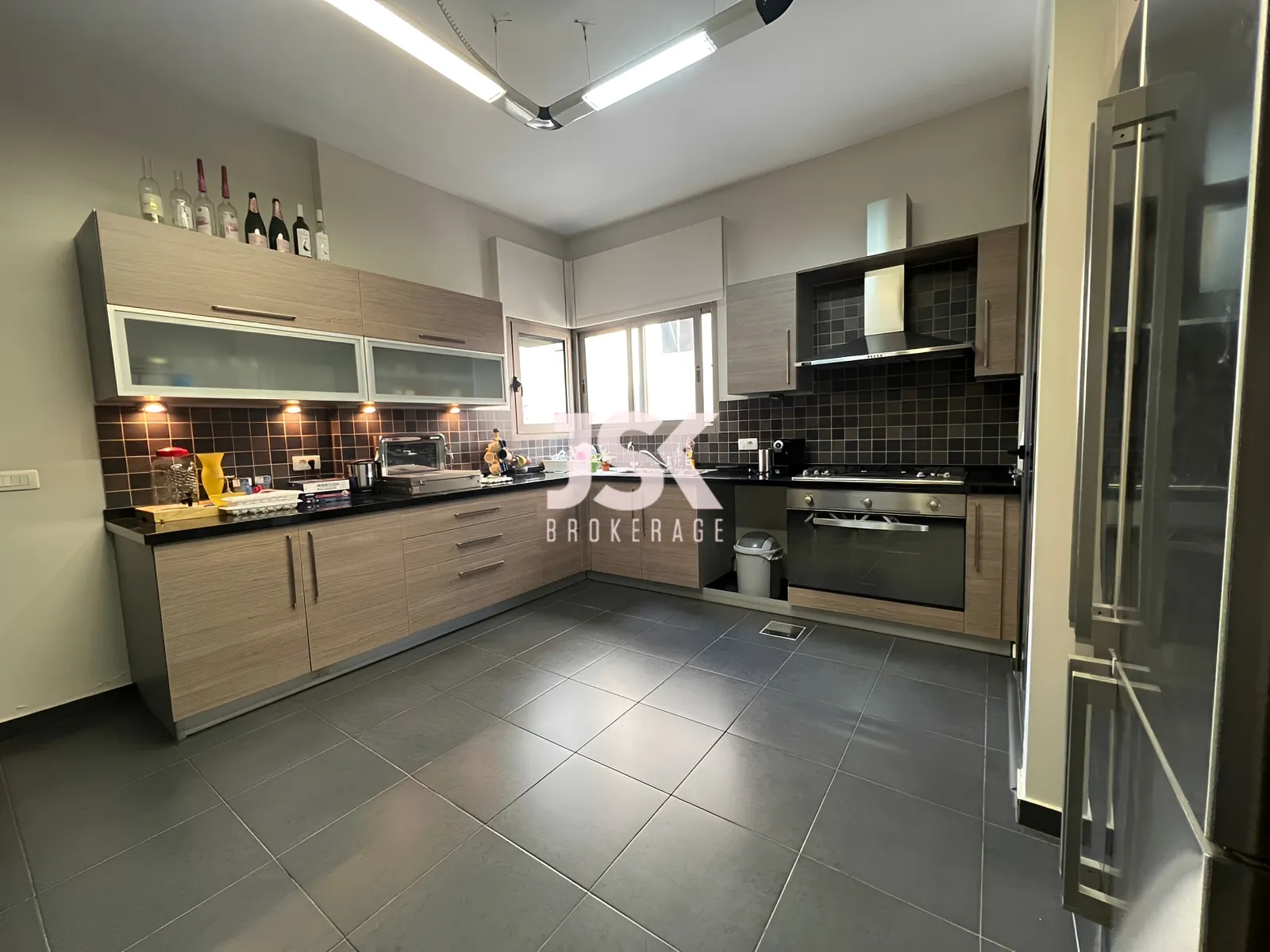 Apartment for Rent in Mar Takla