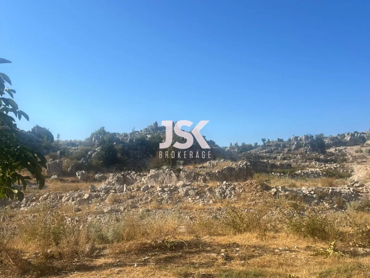 Land for Sale in Chahtoul
